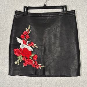 Jean Pascale Skirt Size 12 Mini Faux Leather Floral Embroidered Moto Witchy Boho